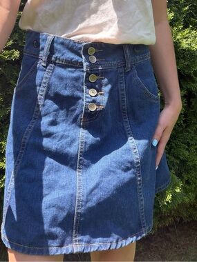 Button-Front Y2K Dark Blue Denim Skirt